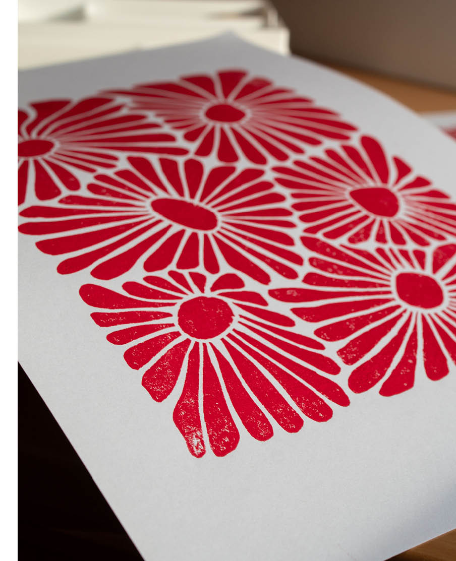 Rote Blumen Linoldruck – Bild 6